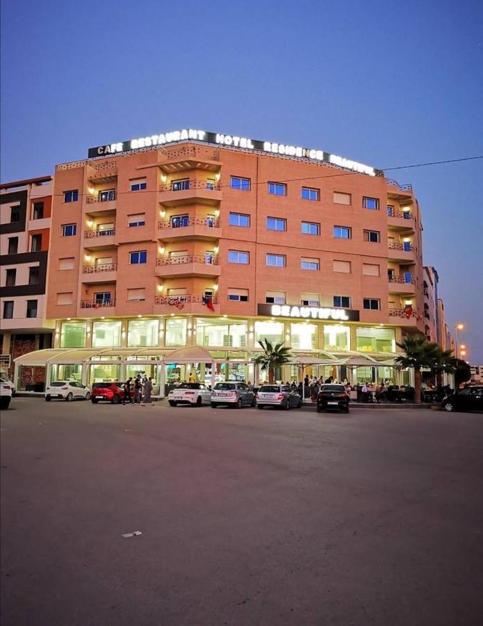 Hotel Beautiful Надор Екстериор снимка